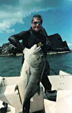 Elios Smoothskin Black Wetsuit -Diving Gear Shop image5 1 3