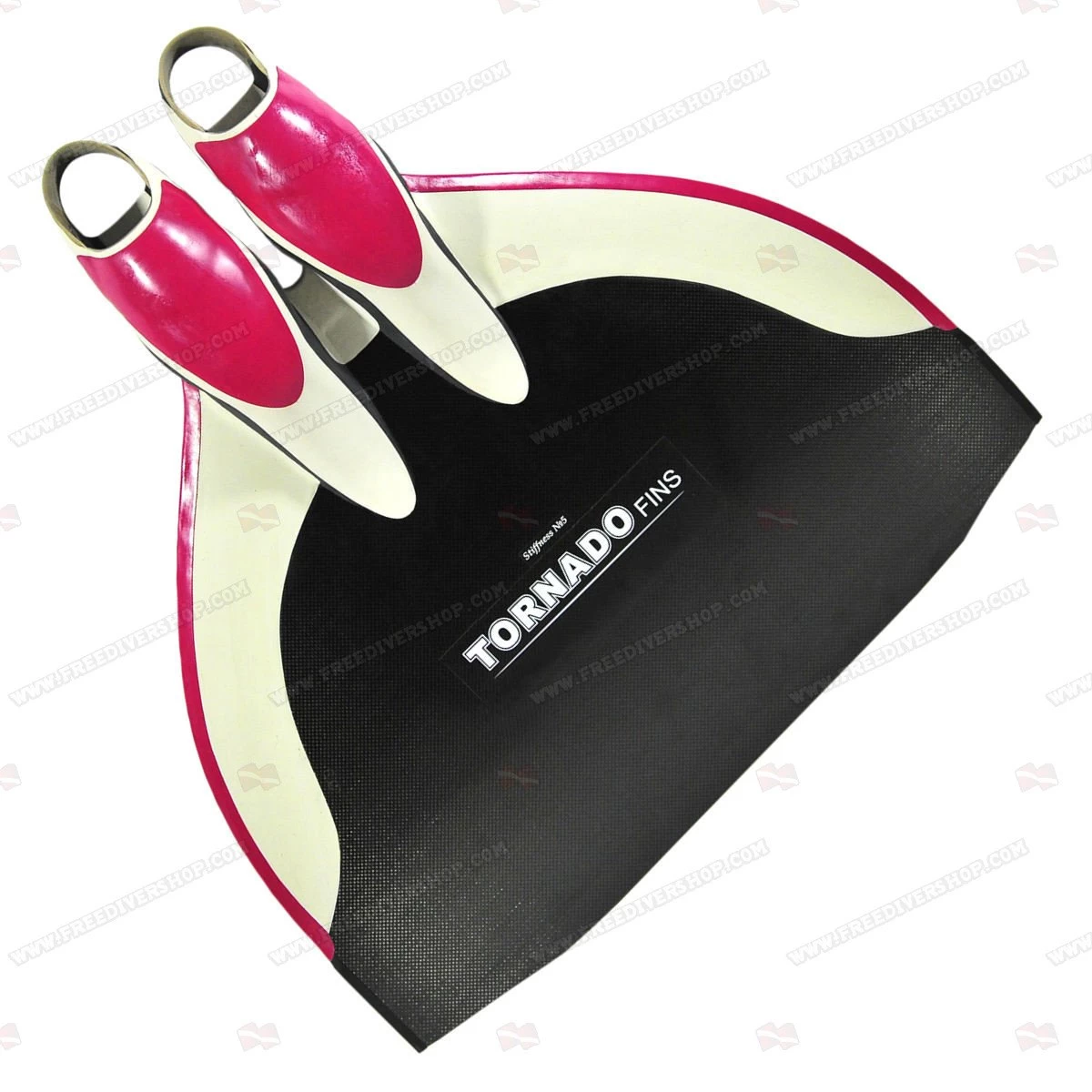 WaterWay Finswimming Tornado Carbon Monofin 4 WaterWay Finswimming Tornado Carbon Monofin - Image 2